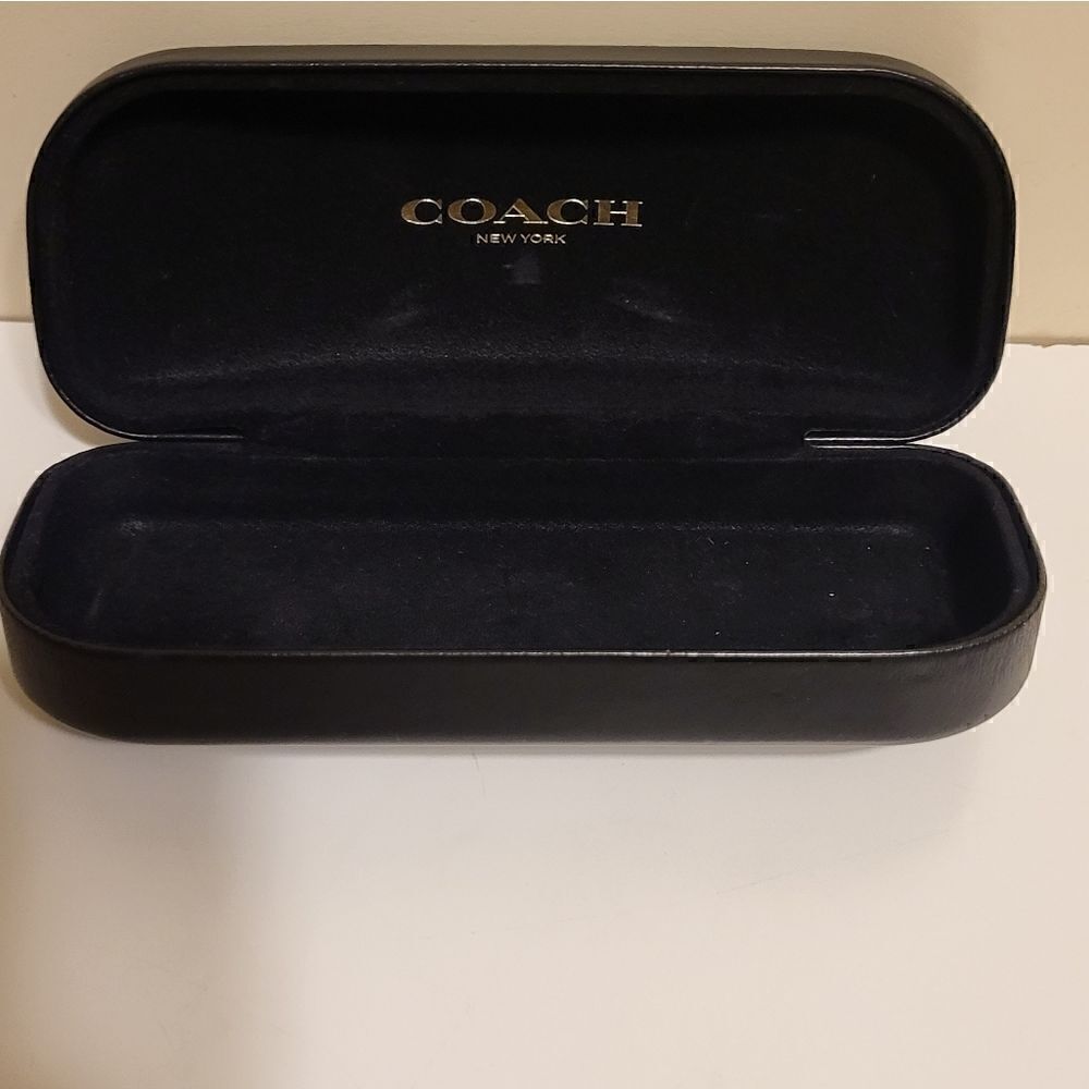 New Authentic Coach New York Black Leather Clamshell Eye/Sunglasses Case - Picture 4 of 4